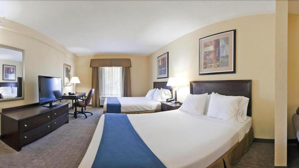 Holiday Inn Express Hotel & Suites Clearwater Us 19 North By Ihg Exteriér fotografie