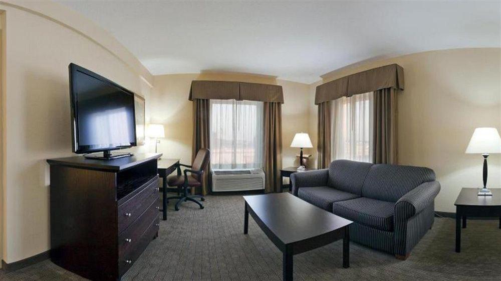 Holiday Inn Express Hotel & Suites Clearwater Us 19 North By Ihg Exteriér fotografie