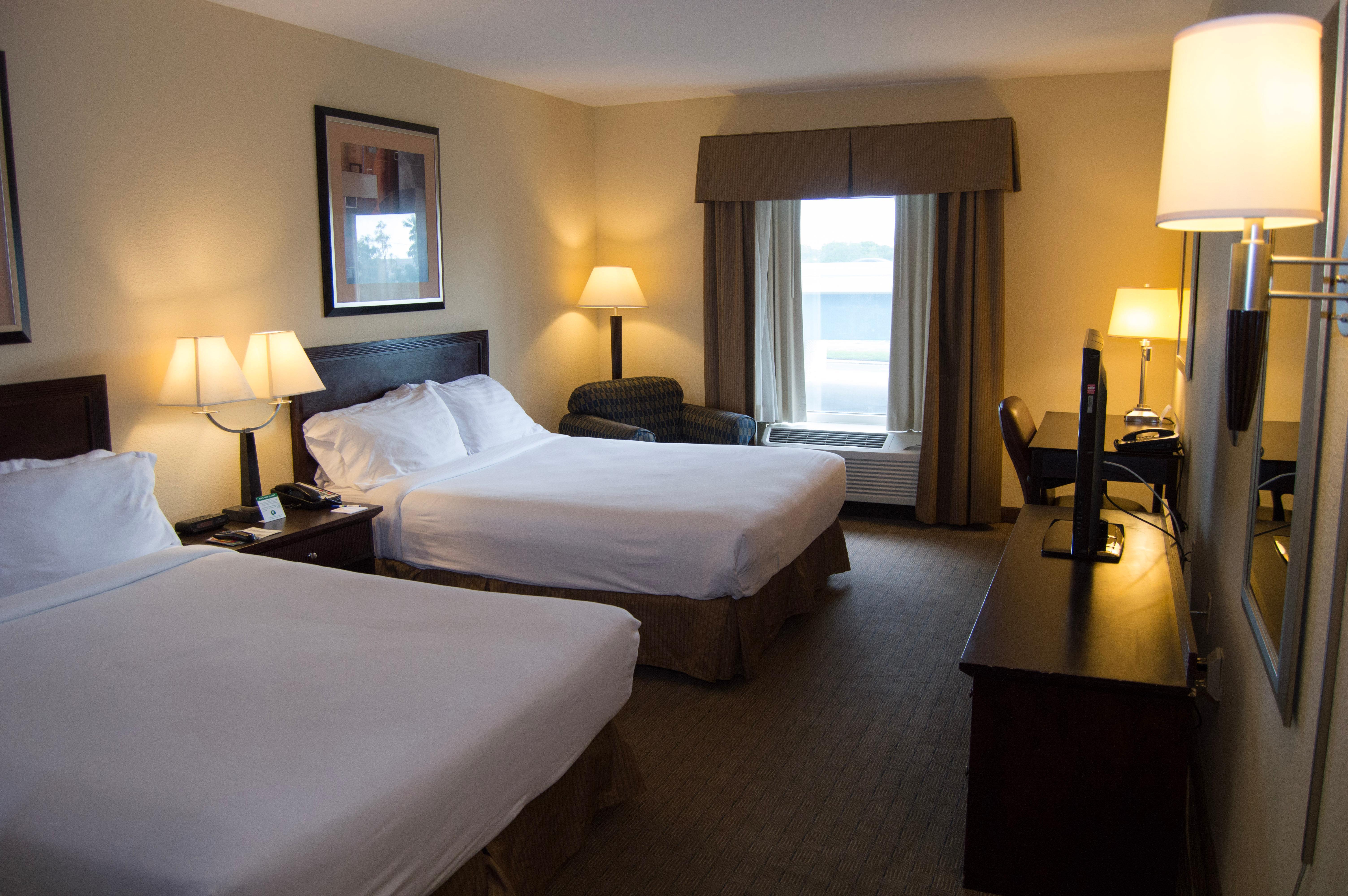 Holiday Inn Express Hotel & Suites Clearwater Us 19 North By Ihg Exteriér fotografie