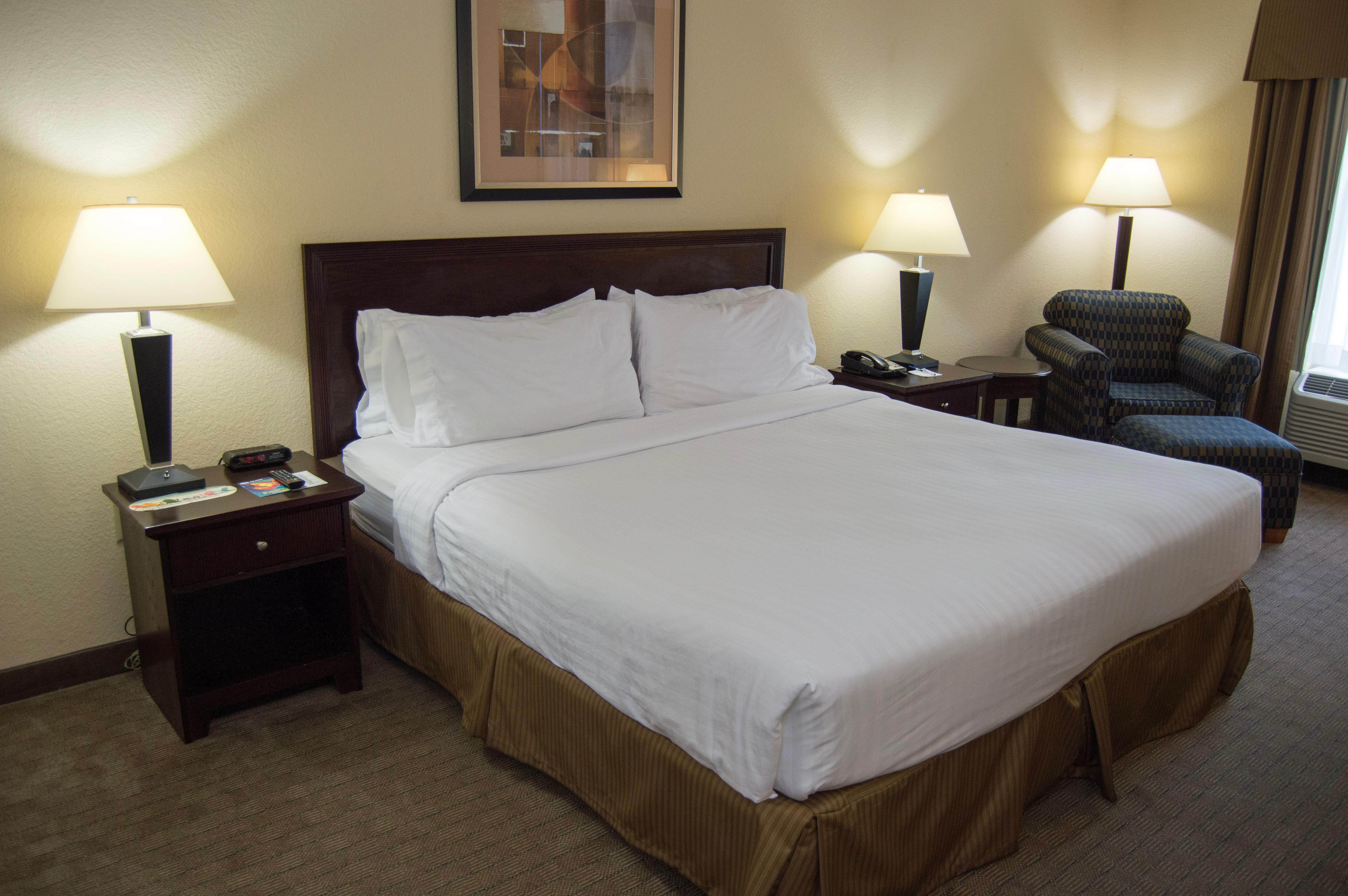 Holiday Inn Express Hotel & Suites Clearwater Us 19 North By Ihg Exteriér fotografie