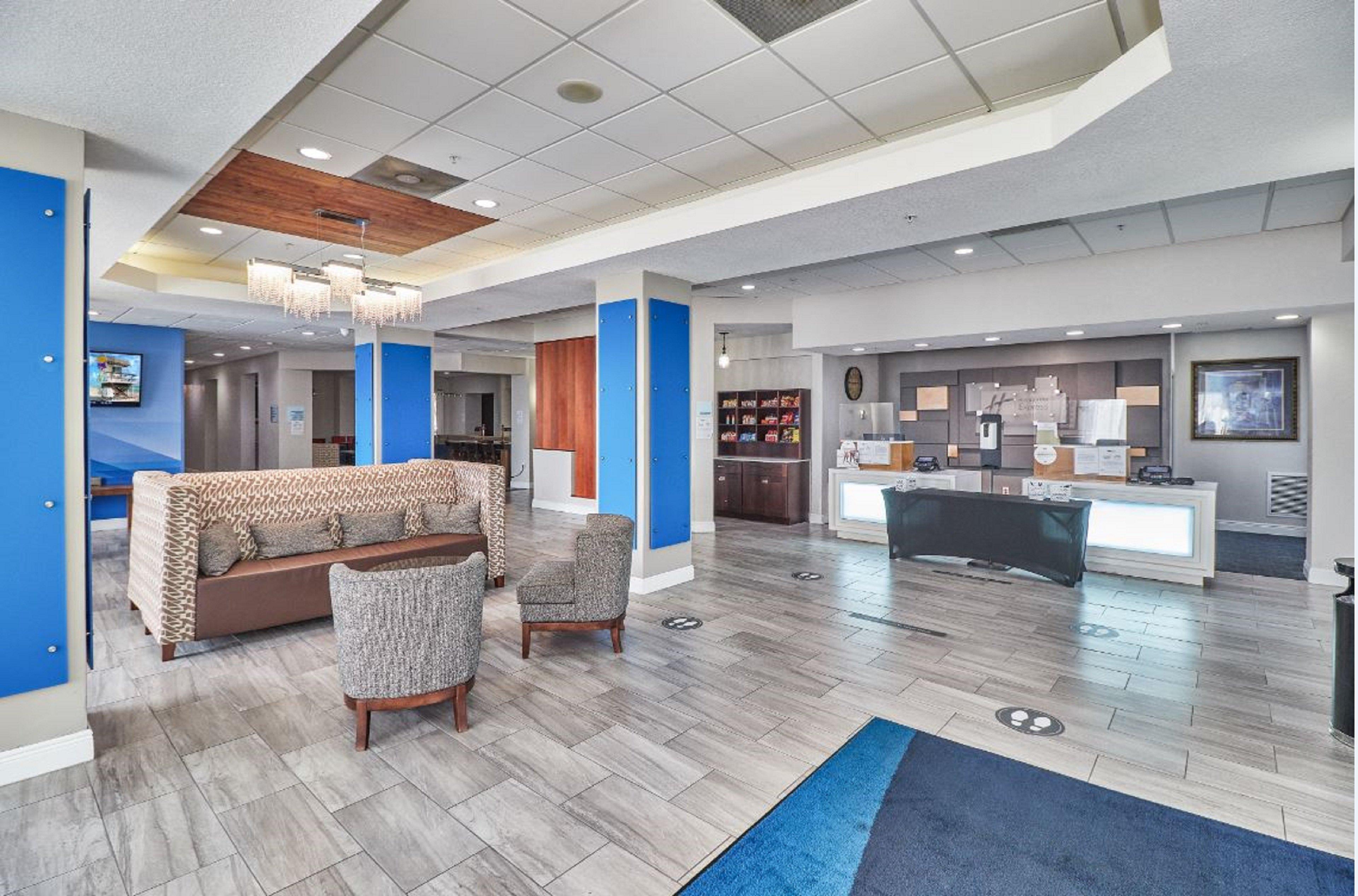 Holiday Inn Express Hotel & Suites Clearwater Us 19 North By Ihg Exteriér fotografie