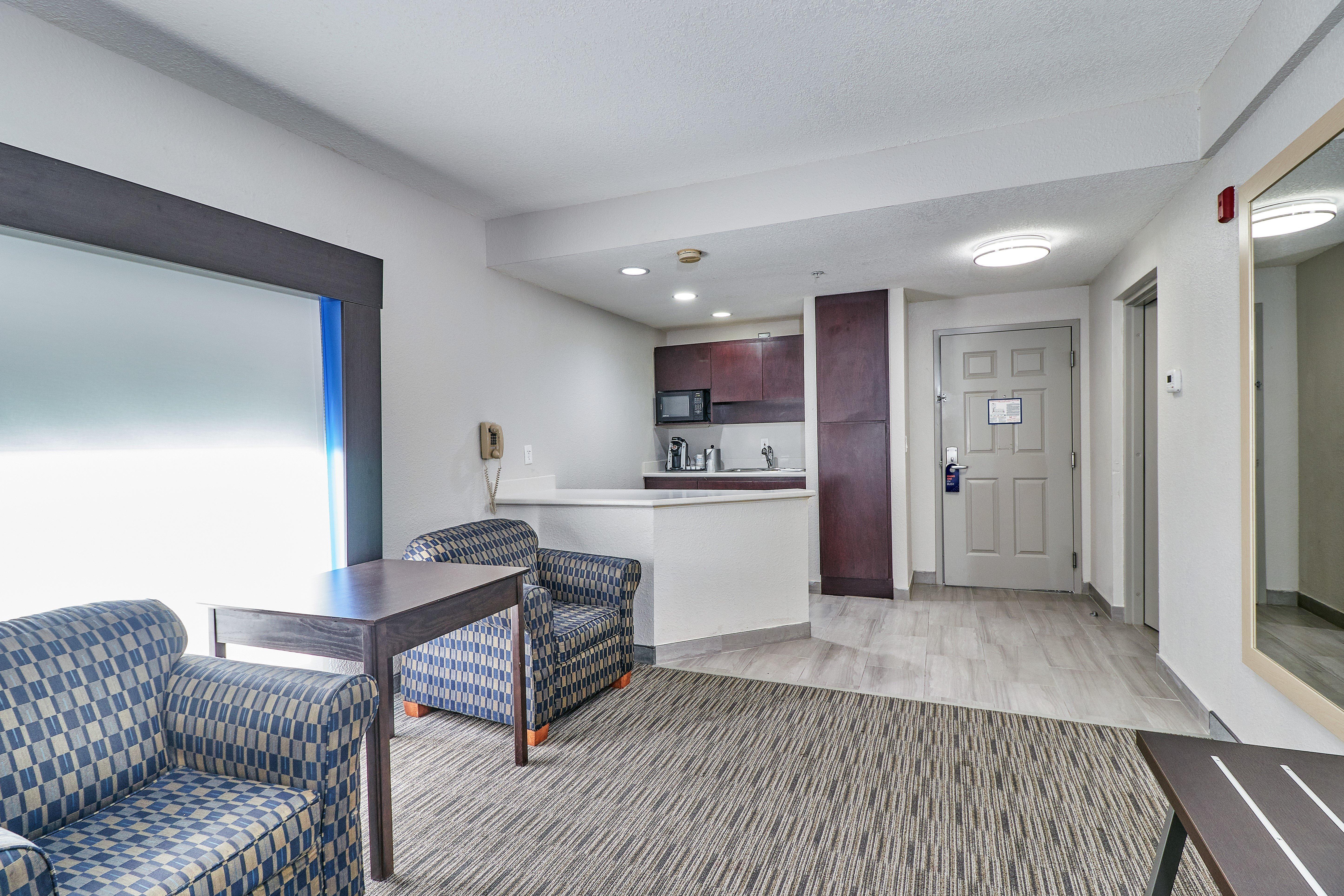 Holiday Inn Express Hotel & Suites Clearwater Us 19 North By Ihg Exteriér fotografie