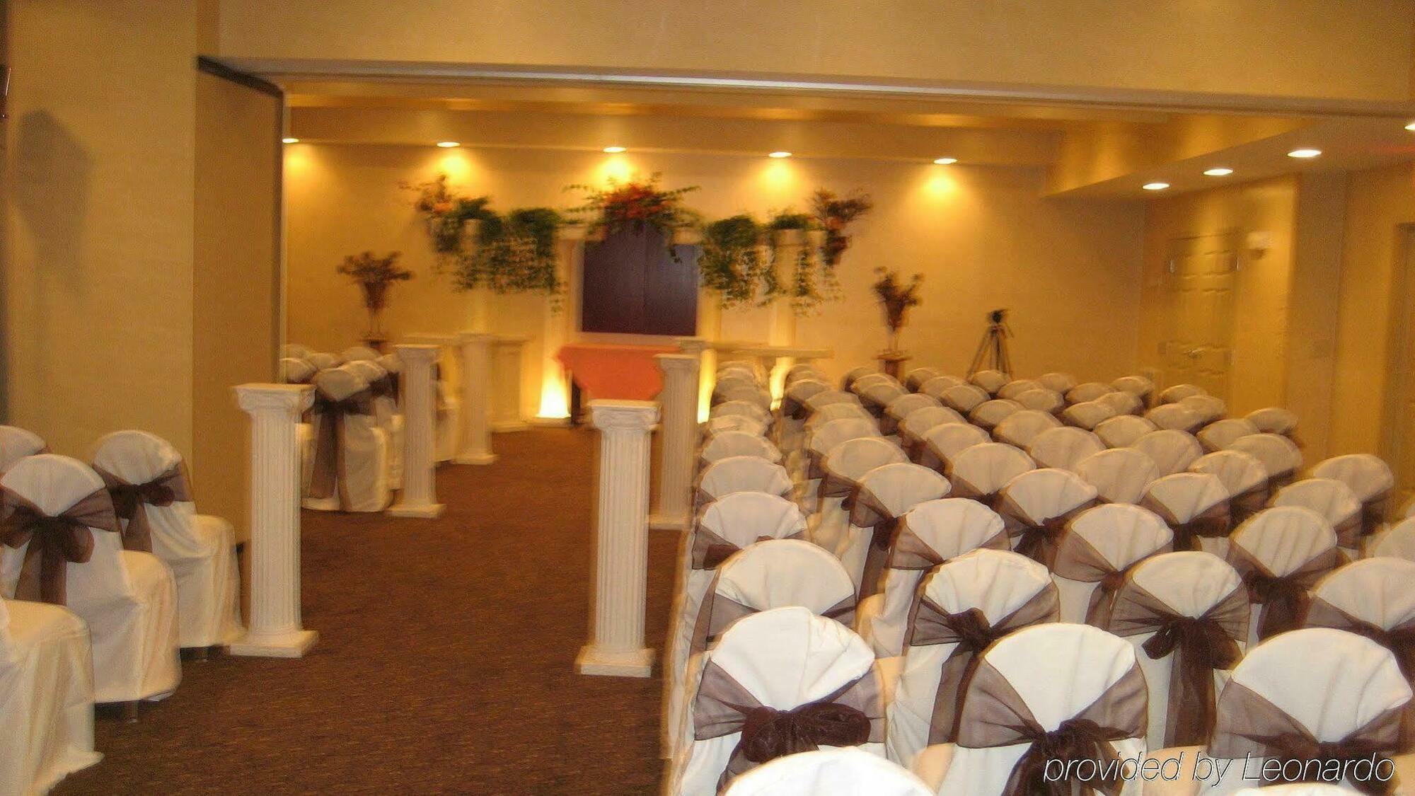 Holiday Inn Express Hotel & Suites Clearwater Us 19 North By Ihg Exteriér fotografie